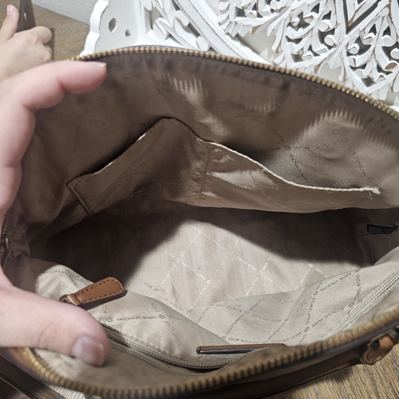 Michael Kors Brown Handbag & Wallet Set - Picture 7 of 8